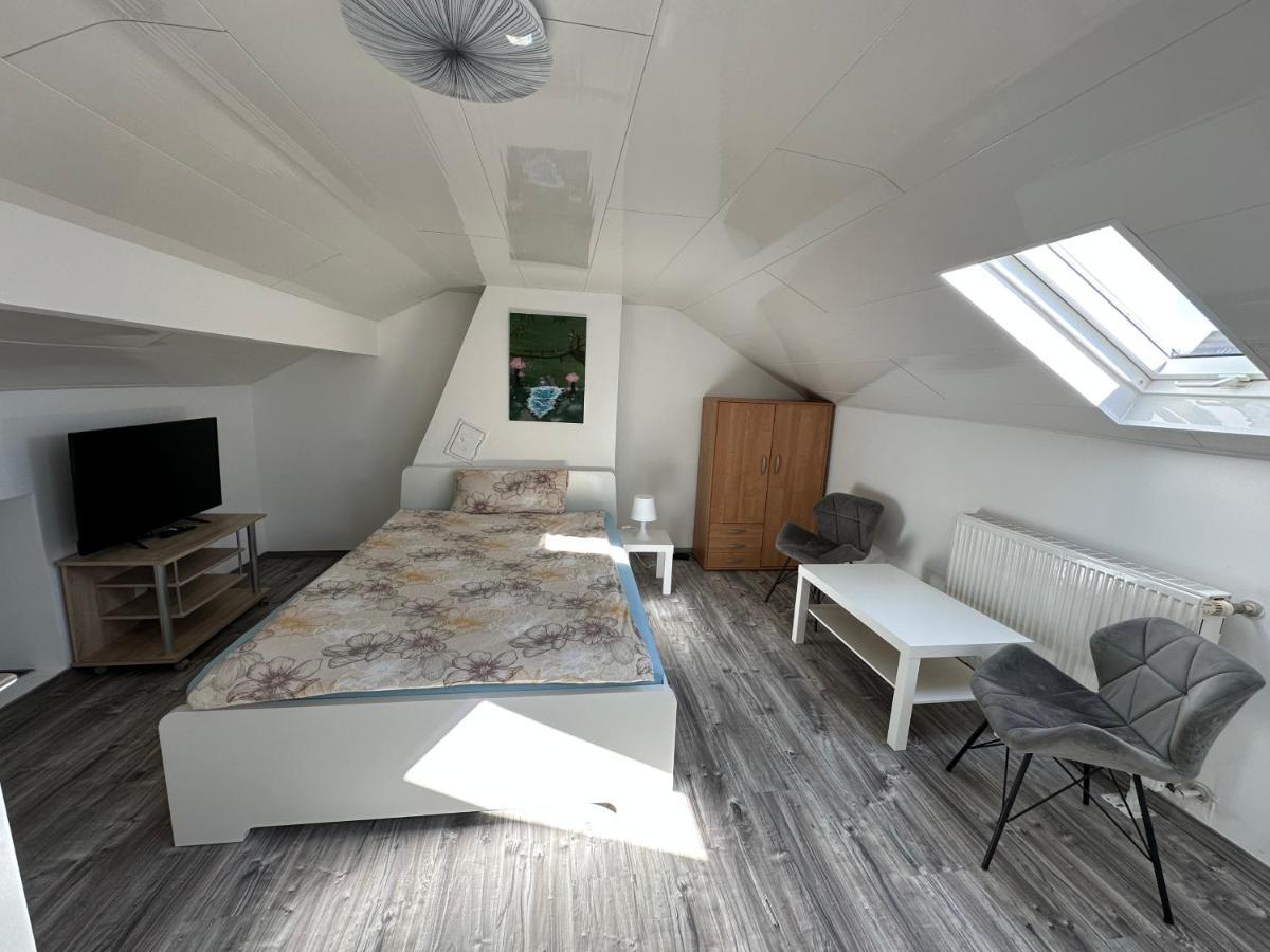 Ferienwohnung Am Hafen Wilhelmshaven Exteriör bild