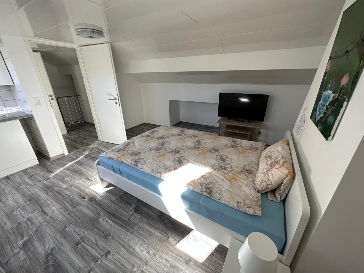 Ferienwohnung Am Hafen Wilhelmshaven Exteriör bild
